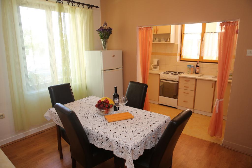 Apartments Vedrana Zadar Zimmer foto